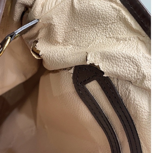 Louis Vuitton Vintage Damier Ebene Bucket

Measured at 13.25' length, 14", 8.25" - Picture 5 of 8